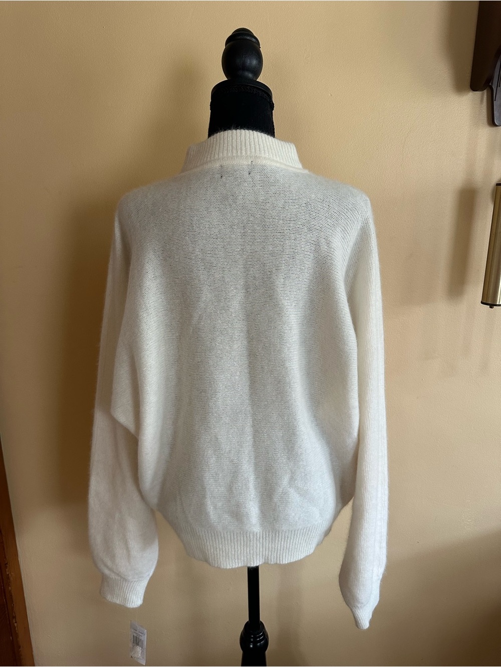NOS Rafaella Women’s Angora Rabbit Fur Wool Blend White Mockneck Sweater Size XL - Picture 4 of 8
